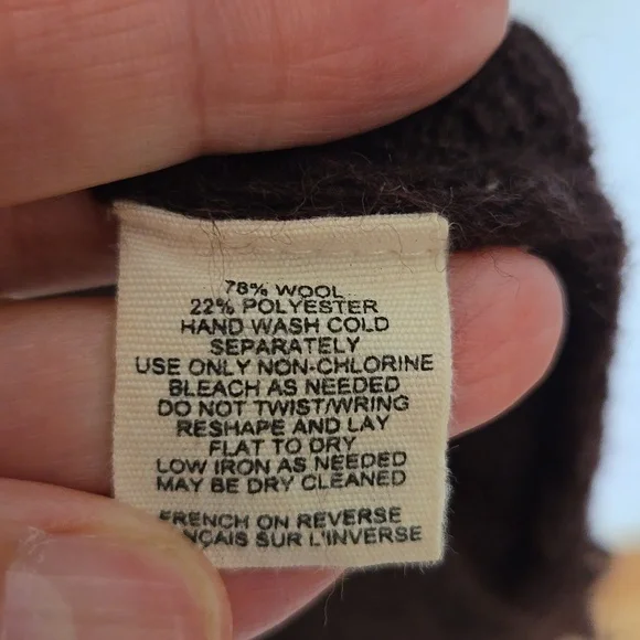 2 Sweater Bundle - Picture 4 of 8